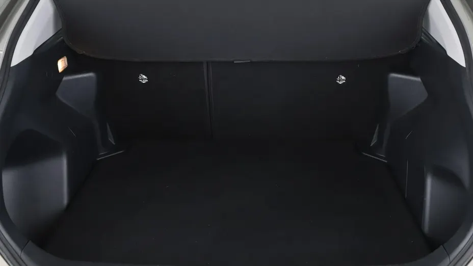 TOYOTA Yaris Cross -