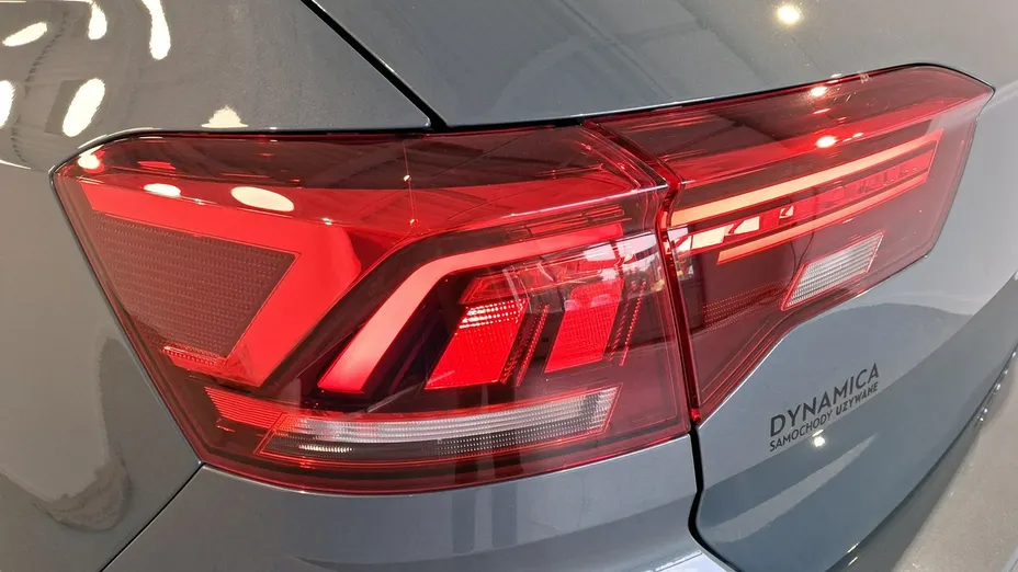 VOLKSWAGEN T-ROC -