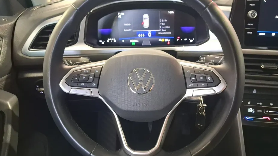 VOLKSWAGEN T-ROC -