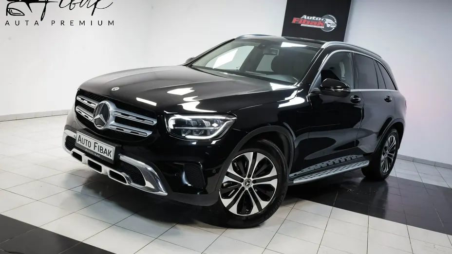 MERCEDES-BENZ GLC -