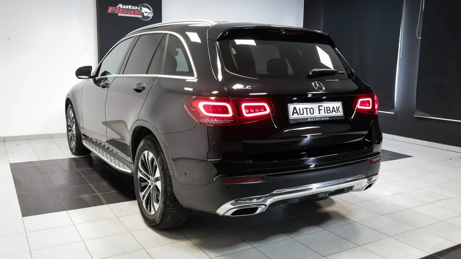 MERCEDES-BENZ GLC -