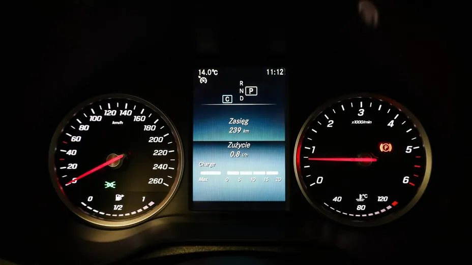 MERCEDES-BENZ GLC -