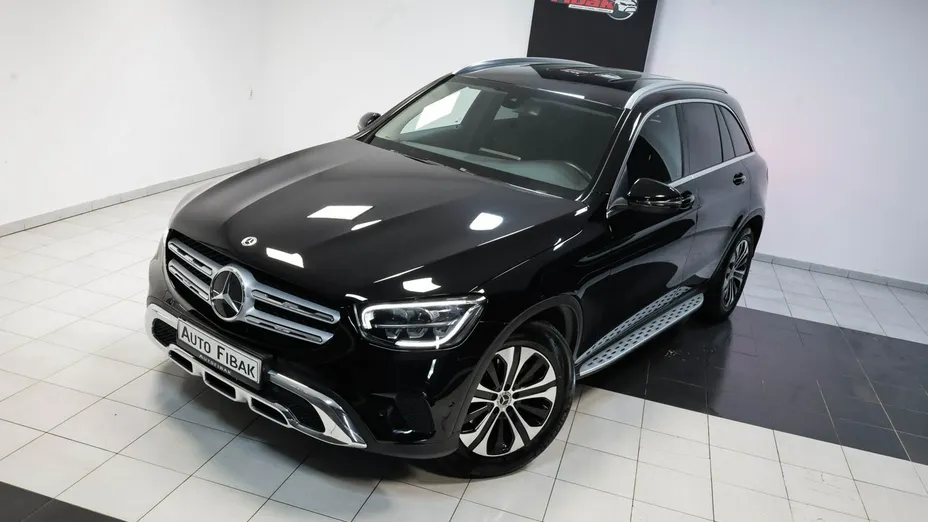 MERCEDES-BENZ GLC -