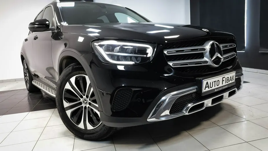 MERCEDES-BENZ GLC -