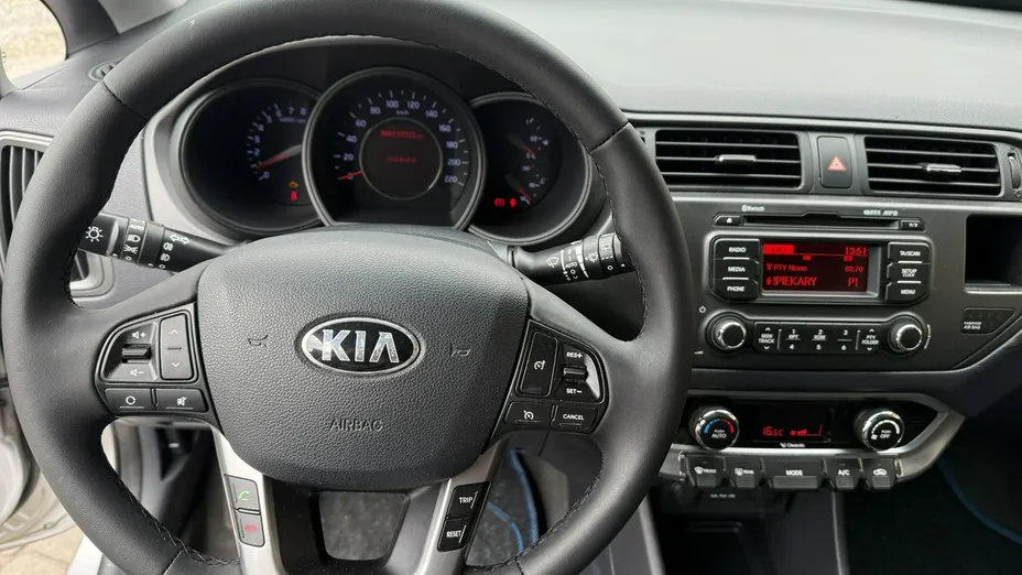 KIA Rio -
