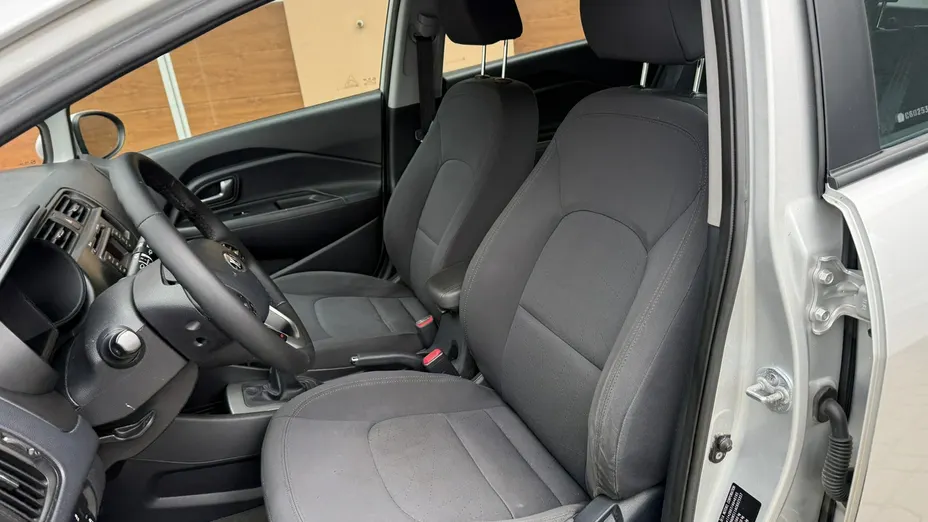 KIA Rio -