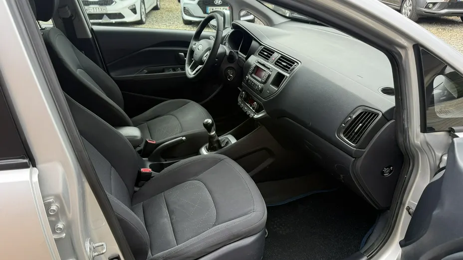 KIA Rio -