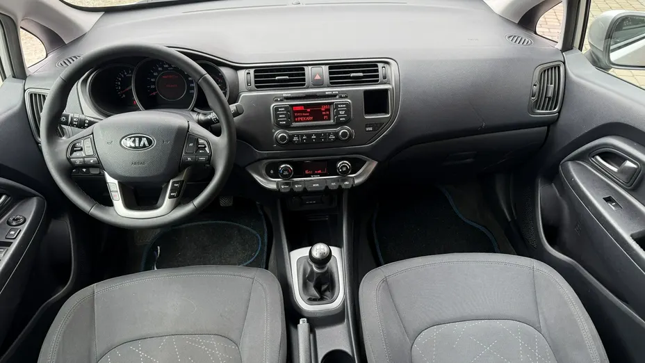 KIA Rio -