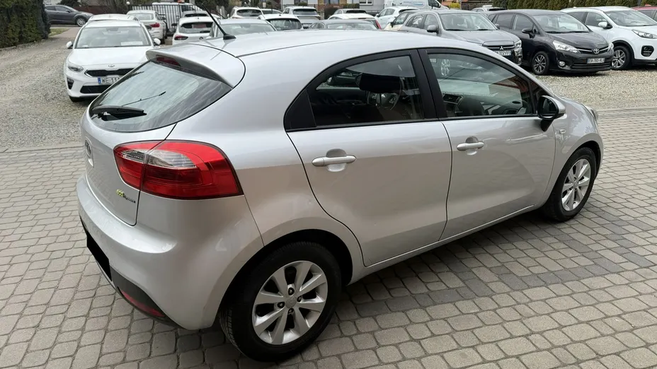 KIA Rio -