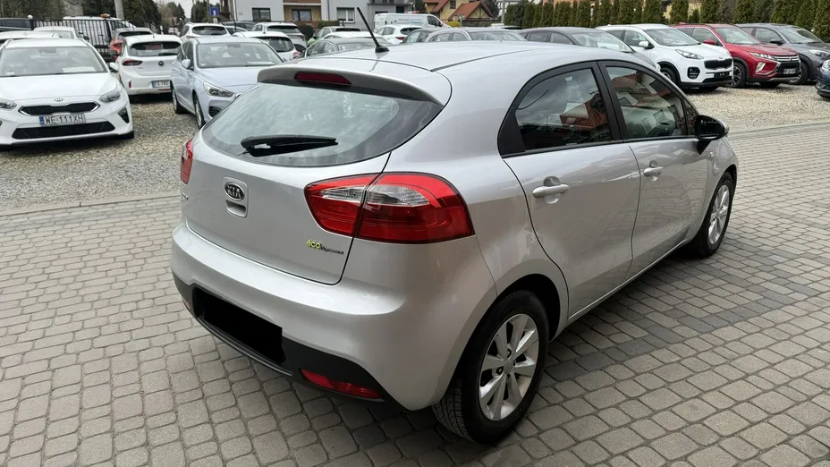 KIA Rio -