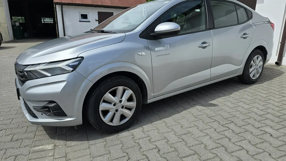 DACIA Logan -
