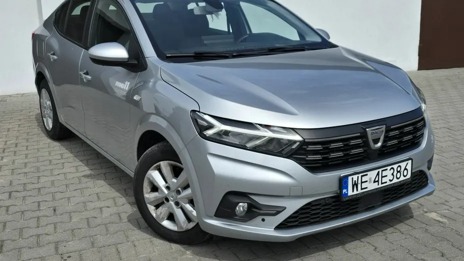 DACIA Logan -