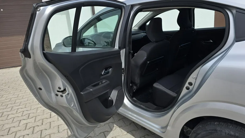 DACIA Logan -