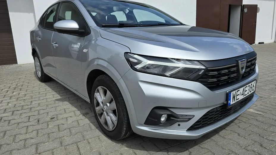 DACIA Logan -