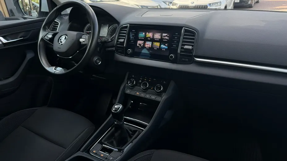 SKODA Karoq -