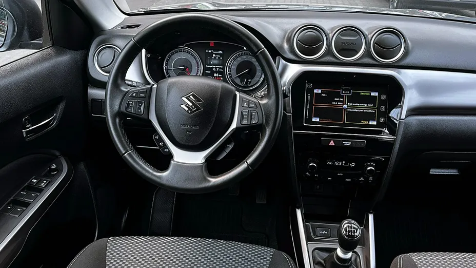 SUZUKI Vitara -