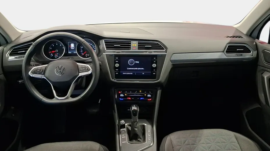 VOLKSWAGEN Tiguan -