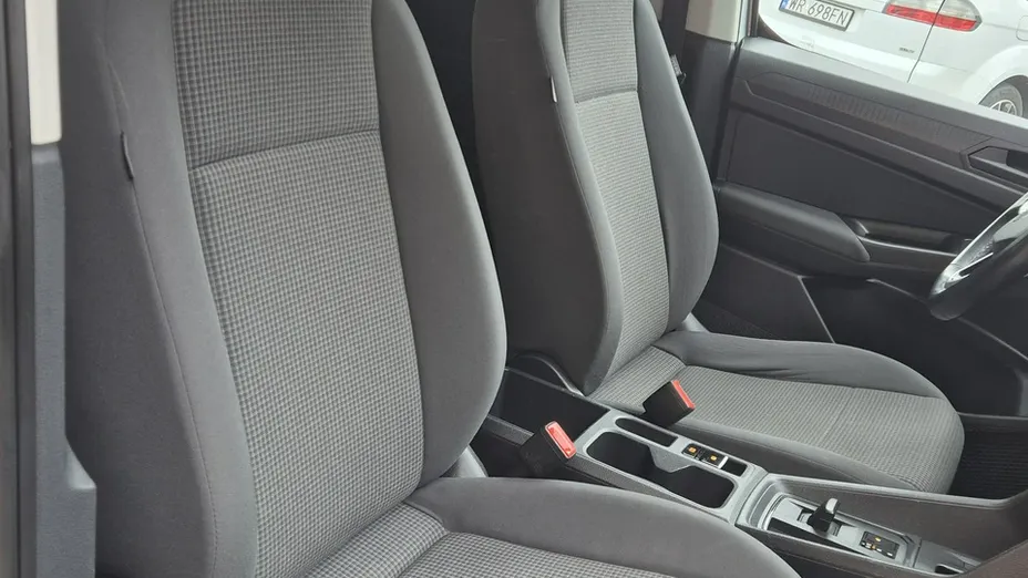 VOLKSWAGEN Caddy -