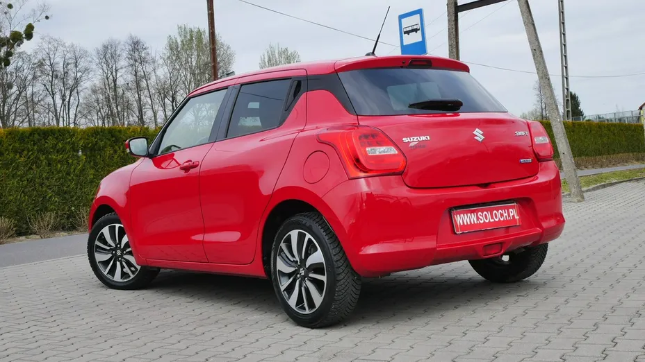 SUZUKI Swift -