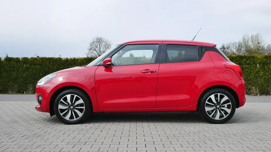 SUZUKI Swift -