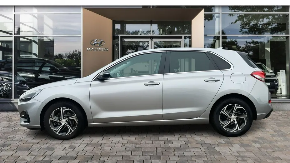 HYUNDAI i30 -