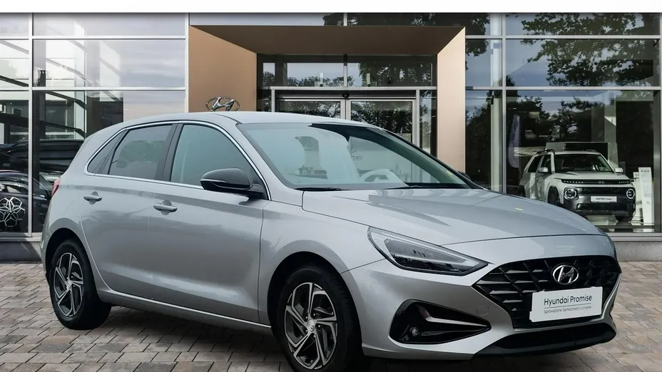 HYUNDAI i30 -