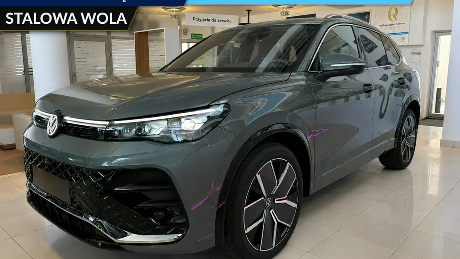 VOLKSWAGEN Tiguan -