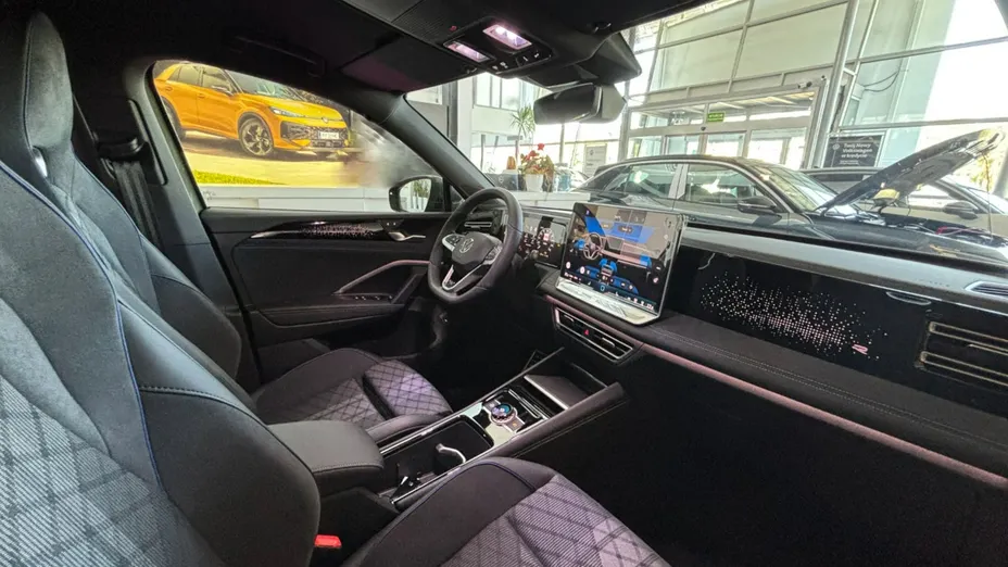 VOLKSWAGEN Tiguan -