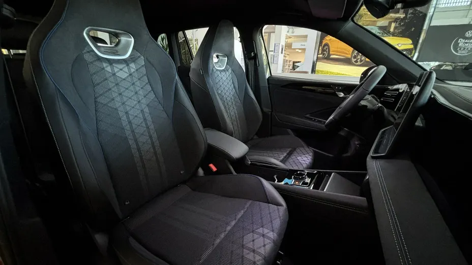 VOLKSWAGEN Tiguan -