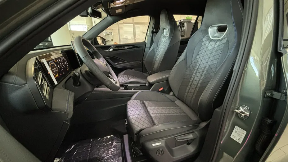 VOLKSWAGEN Tiguan -