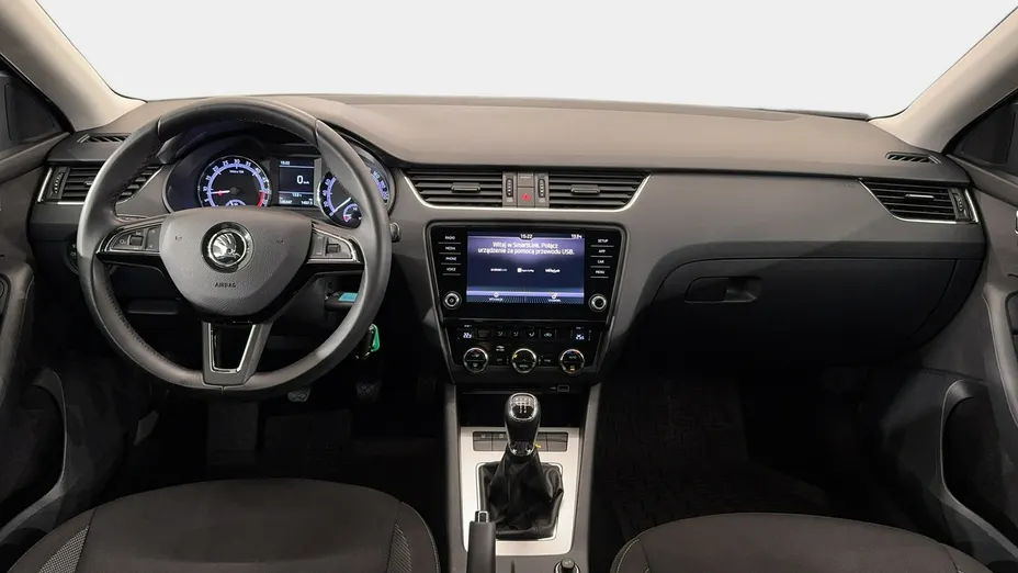 SKODA Octavia -