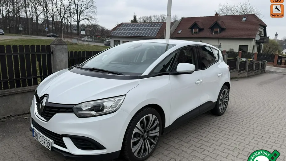 RENAULT Scenic -