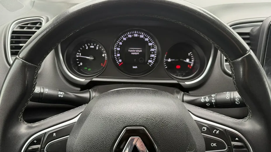 RENAULT Scenic -