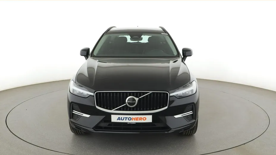VOLVO XC60 -