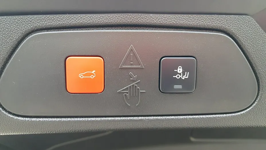 OPEL Grandland X -