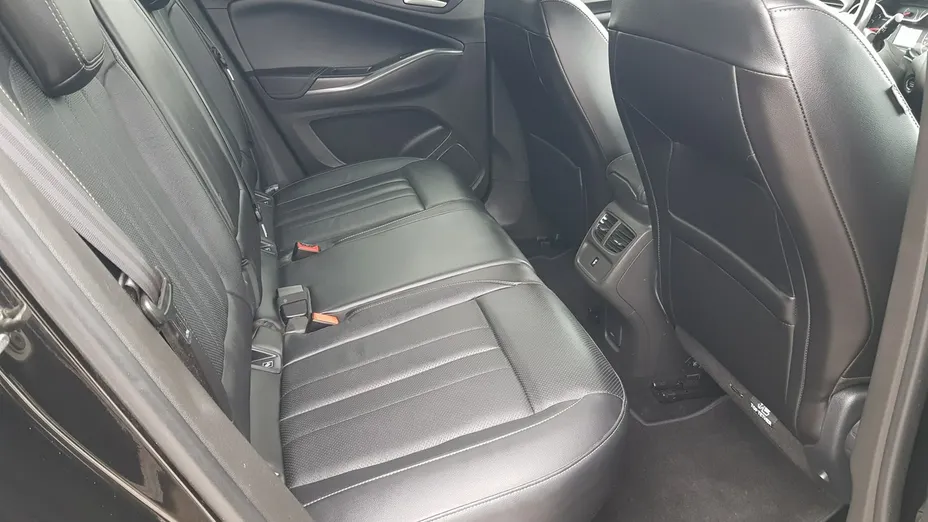 OPEL Grandland X -