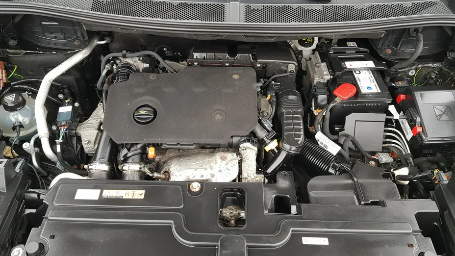 OPEL Grandland X -