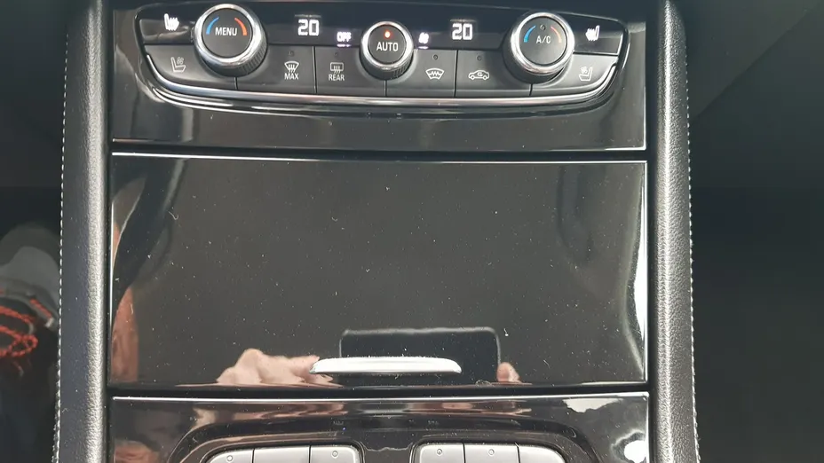OPEL Grandland X -
