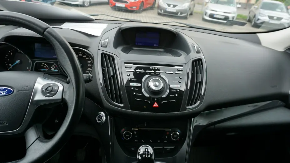 FORD Kuga -