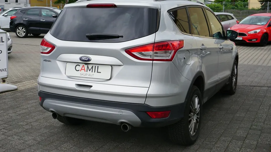 FORD Kuga -