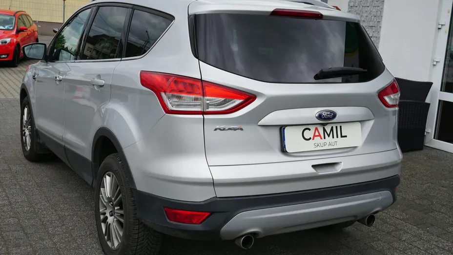 FORD Kuga -