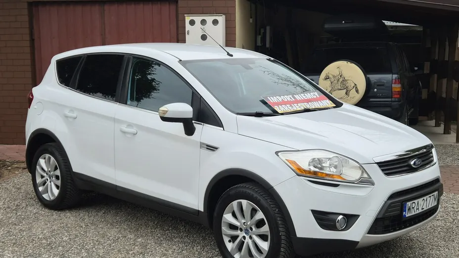 FORD Kuga -