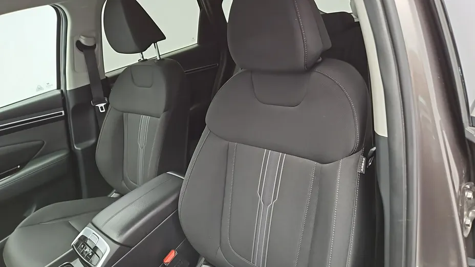HYUNDAI Tucson -