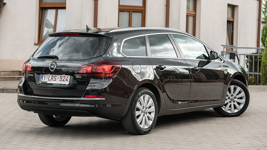OPEL Astra -