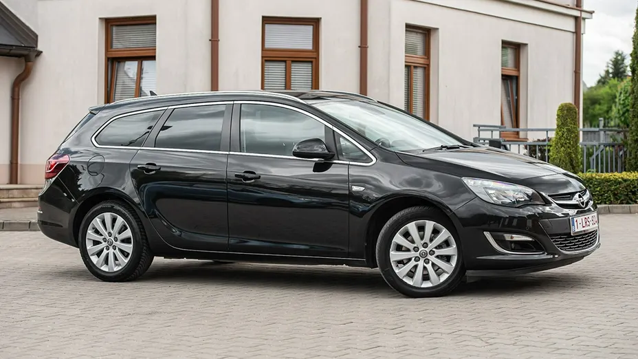 OPEL Astra -