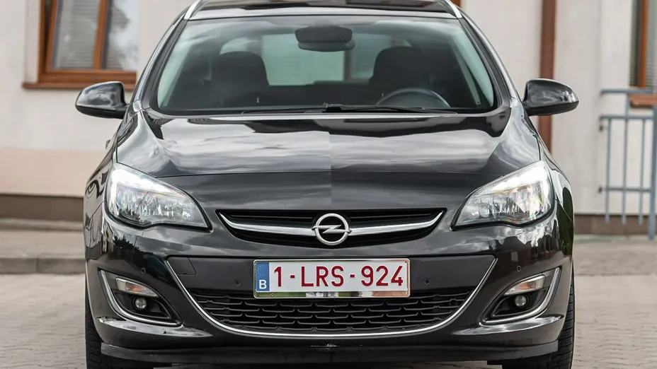 OPEL Astra -
