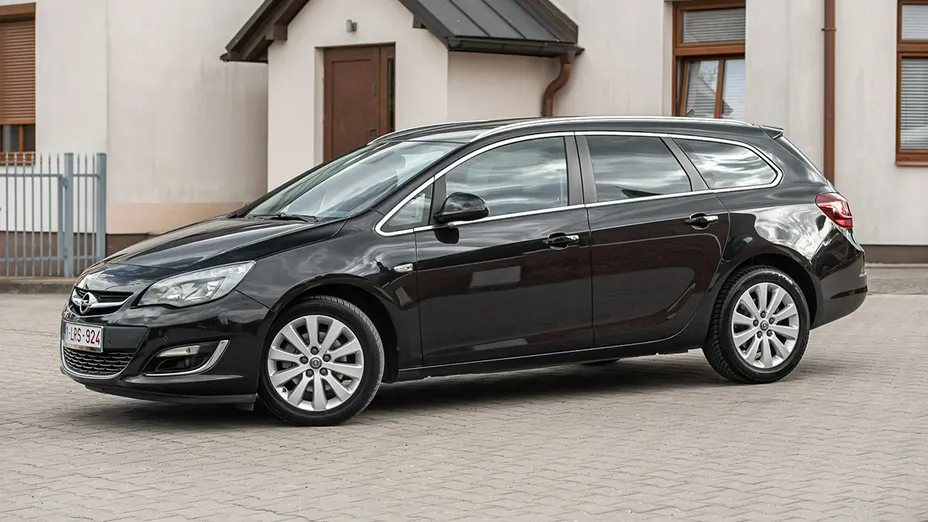 OPEL Astra -