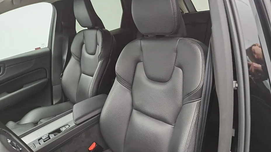 VOLVO XC60 -