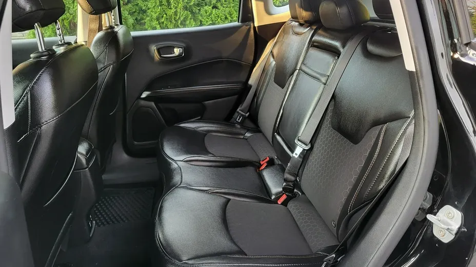 JEEP Compass -