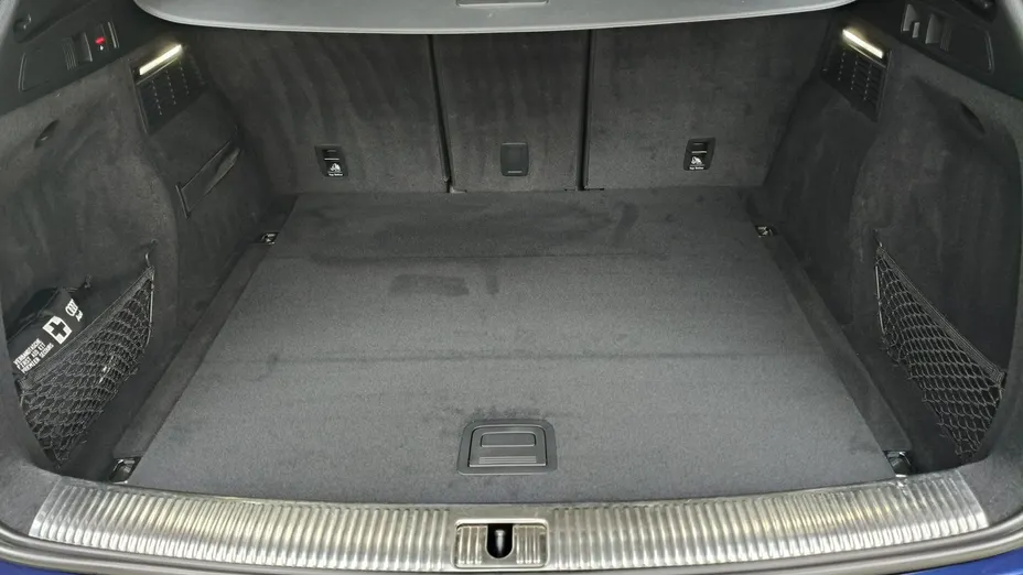 AUDI Q5 -